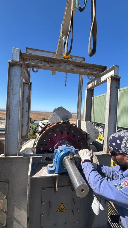Montaggio meccanico in cantiere — C.M. S.r.l.